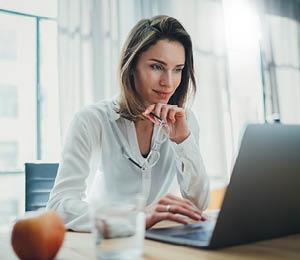 50 2567 Tmunot Atzaot Yehudiot 300260 022